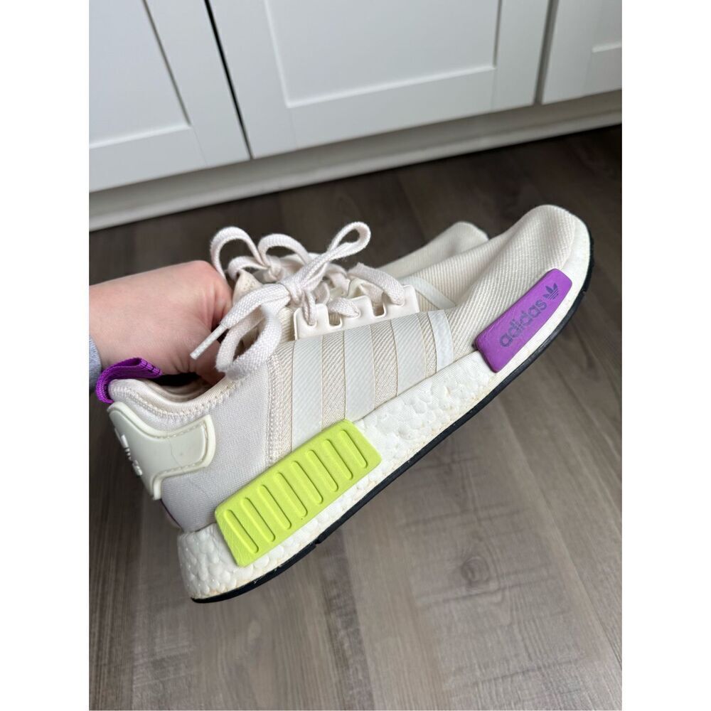 Adidas NMD R1 Boost Men’s Running Shoe Sneaker Size 9 Semi Solar White D96626 - Picture 8 of 10